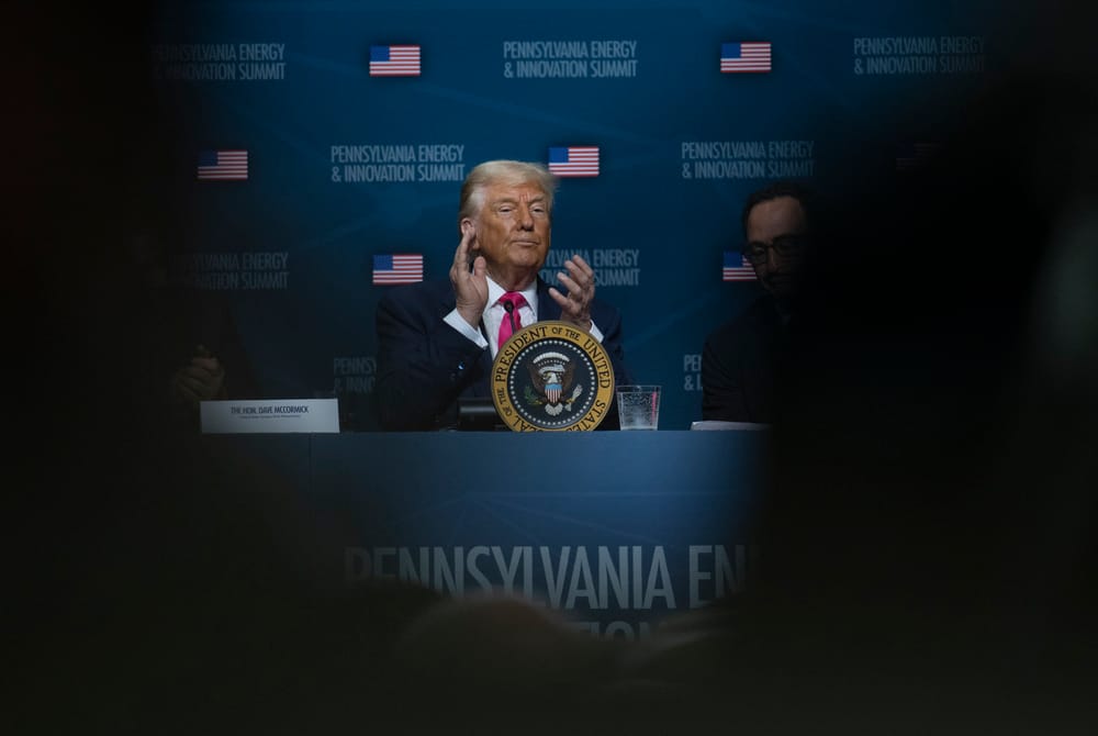 Trump lancia un piano per la supremazia americana nell’intelligenza artificiale