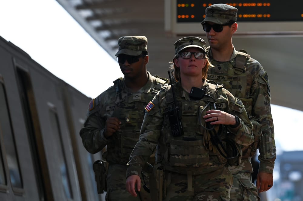 Trump ordina il dispiegamento dell'esercito a Portland e autorizza l'uso della forza
