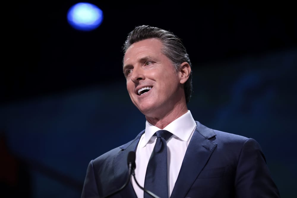 Newsom continua a prendere in giro Trump