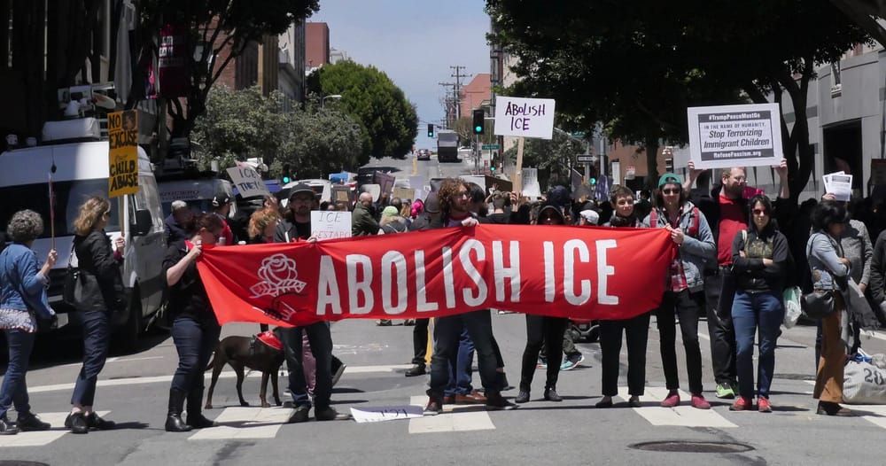 La maggioranza degli americani disapprova l'operato della polizia anti-immigrazione