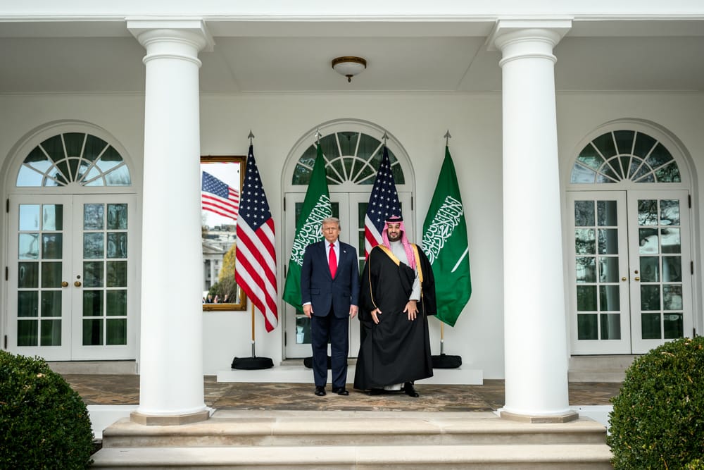 Trump accoglie il principe saudita con tutti gli onori di stato