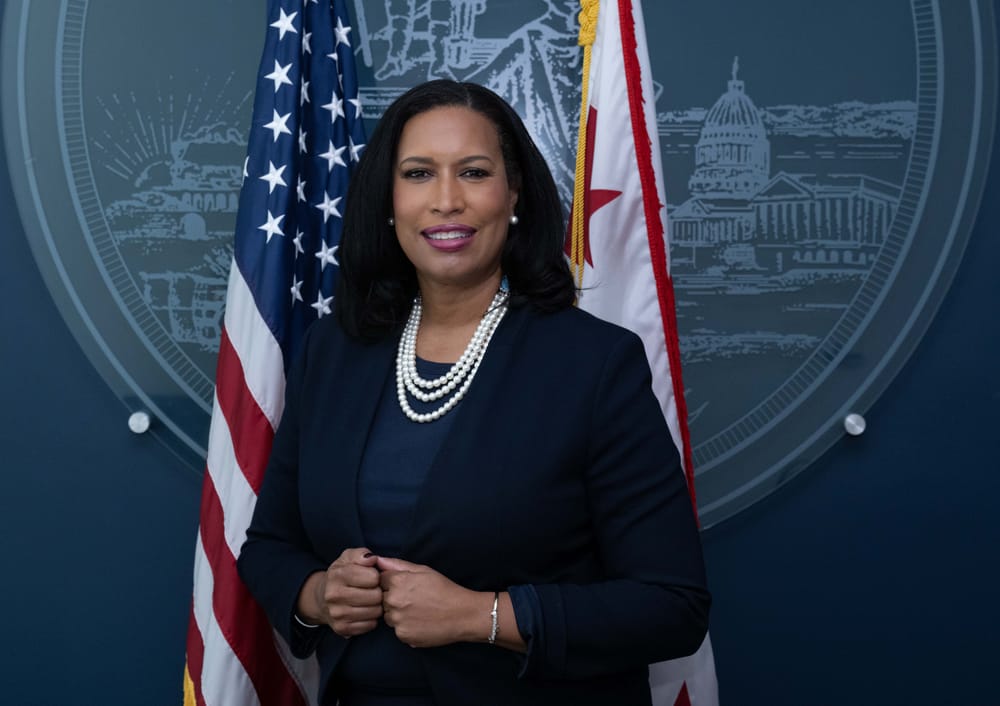 Washington, indagine per corruzione sulla sindaca Muriel Bowser per un viaggio pagato dal Qatar