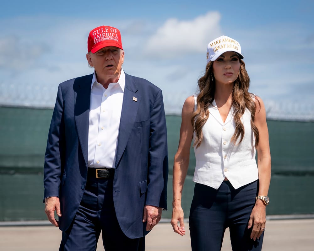 Noem sotto pressione dopo Minneapolis, Trump la convoca un incontro di due ore