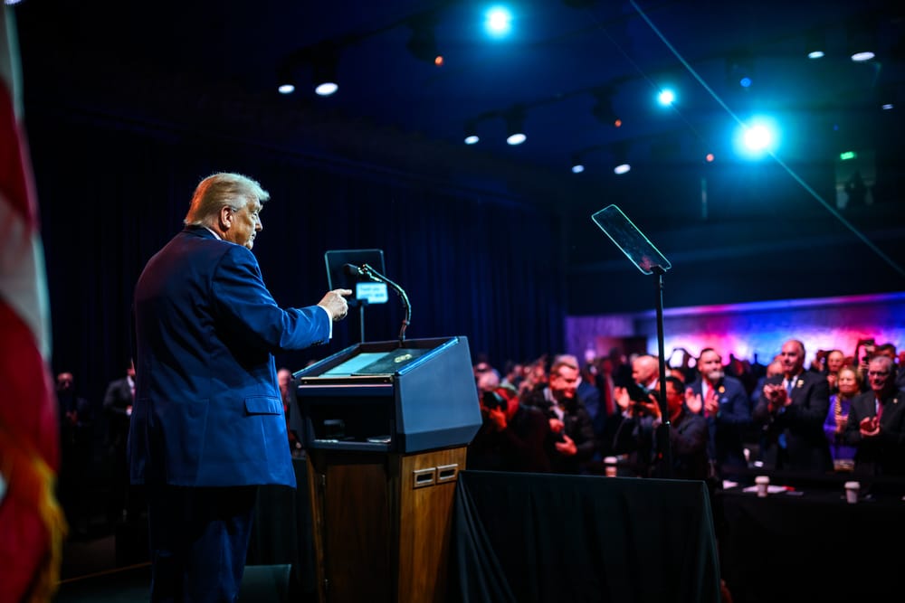 Trump dice ai Repubblicani di non perdere alle midterm