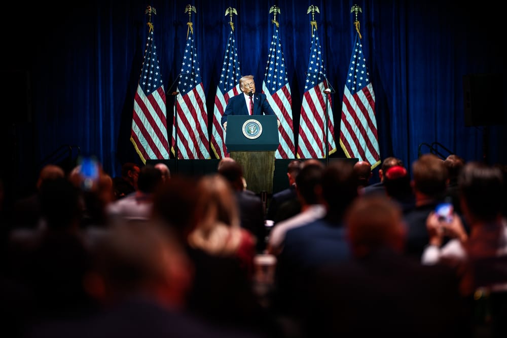 Trump chiede 100 miliardi alle compagnie petrolifere per il Venezuela