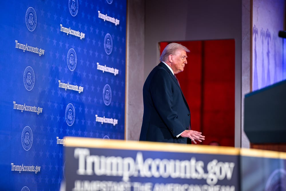 Trump fa causa al Tesoro per 10 miliardi di dollari per la pubblicazione delle sue dichiarazioni dei redditi