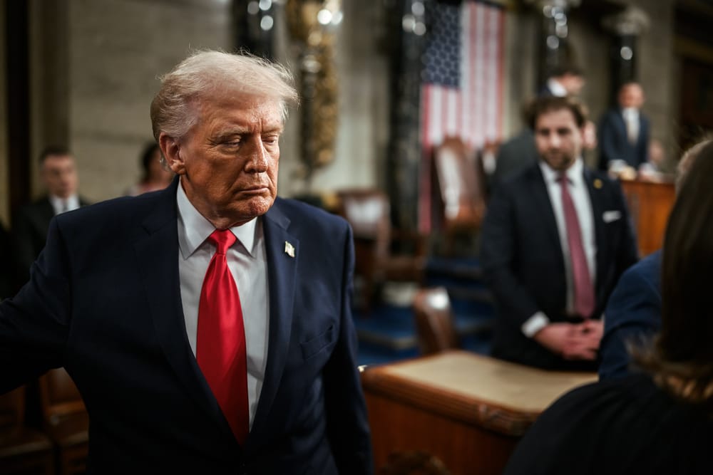 Trump evoca una "presa di controllo pacifica" di Cuba