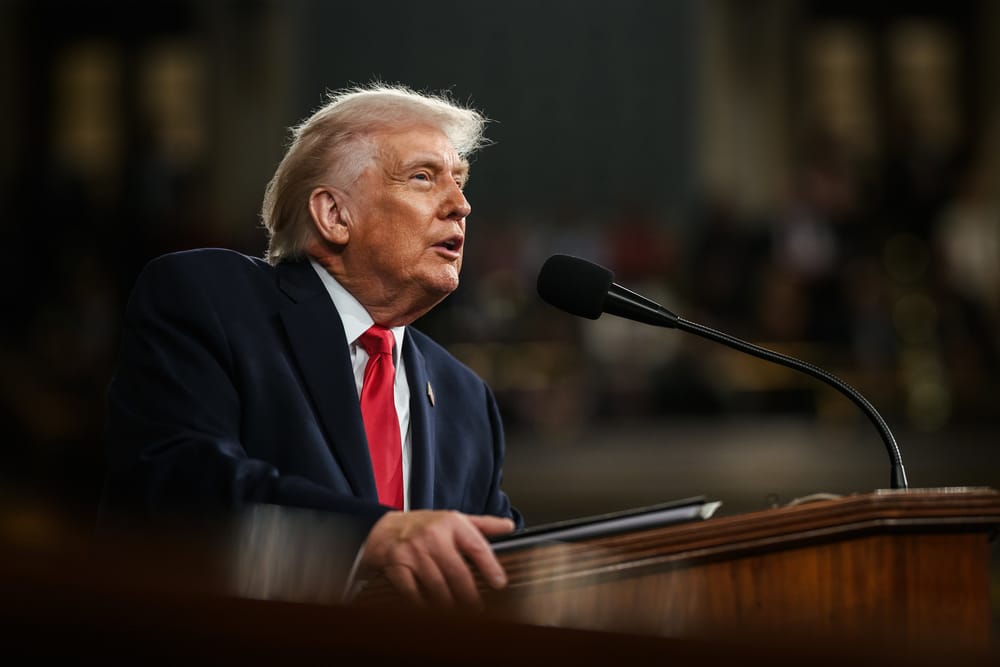 Come Trump vuole regolare l'intelligenza artificiale