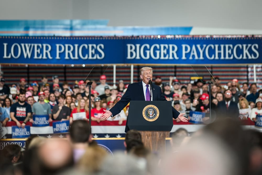 Trump perde il sostegno della classe operaia bianca che lo aveva eletto