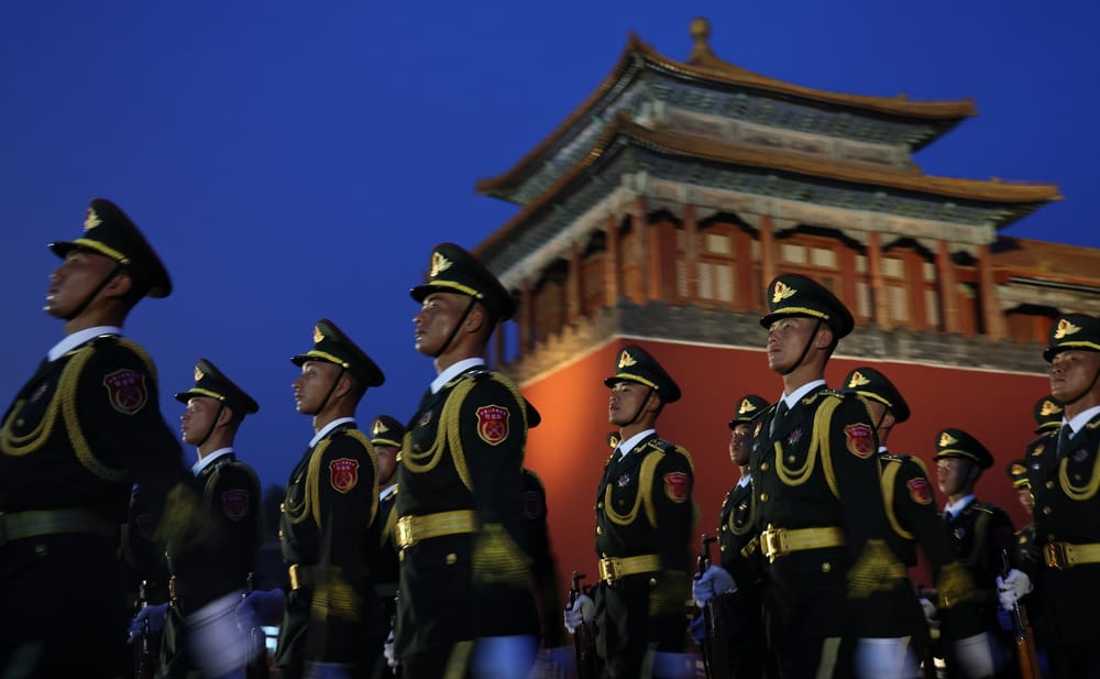 La Cina aumenta le spese militari del 7% per il 2026