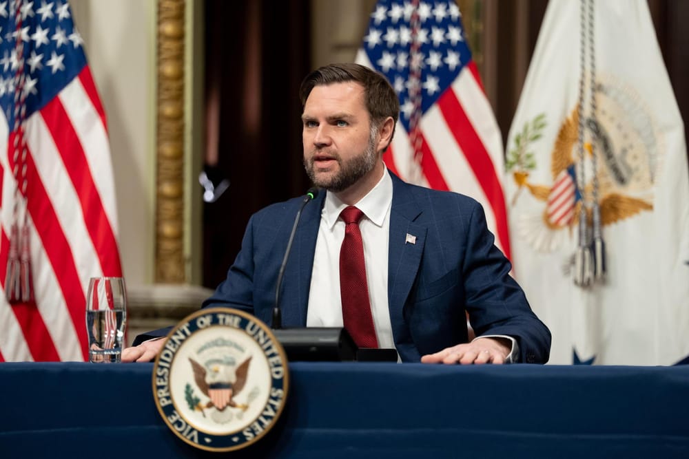 Vance in Iowa, tra l'ombra della guerra in Iran e la corsa al 2028