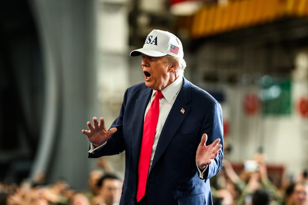 Trump dice che dopo la guerra con l'Iran al suo potere "non ci sono limiti"