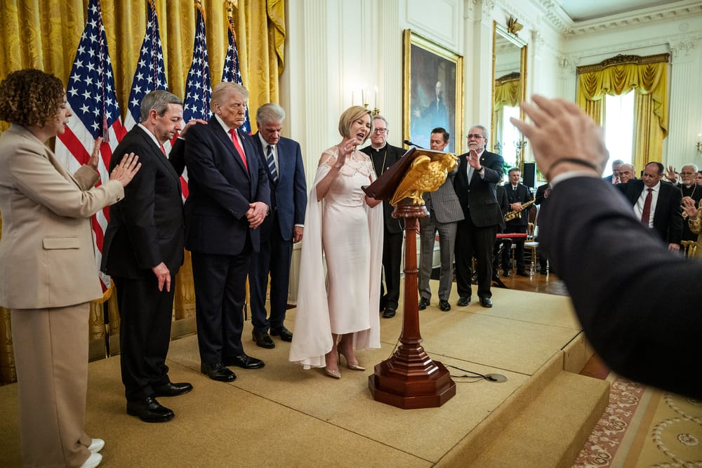 Una commissione di Trump vuole togliere la separazione tra Stato e Chiesa