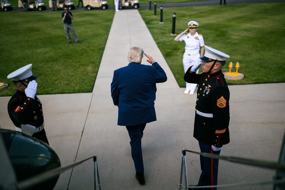 Trump ha trasformato il programma rifugiati in una corsia per i bianchi sudafricani