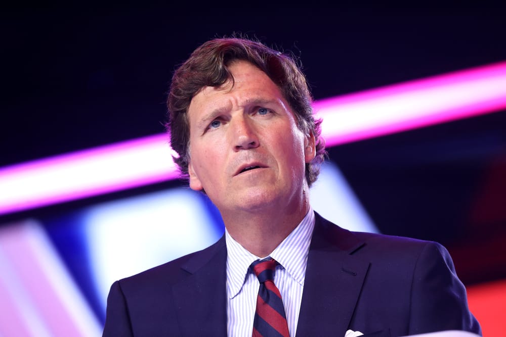 Tucker Carlson vuole aiutare a costruire un terzo partito negli Stati Uniti