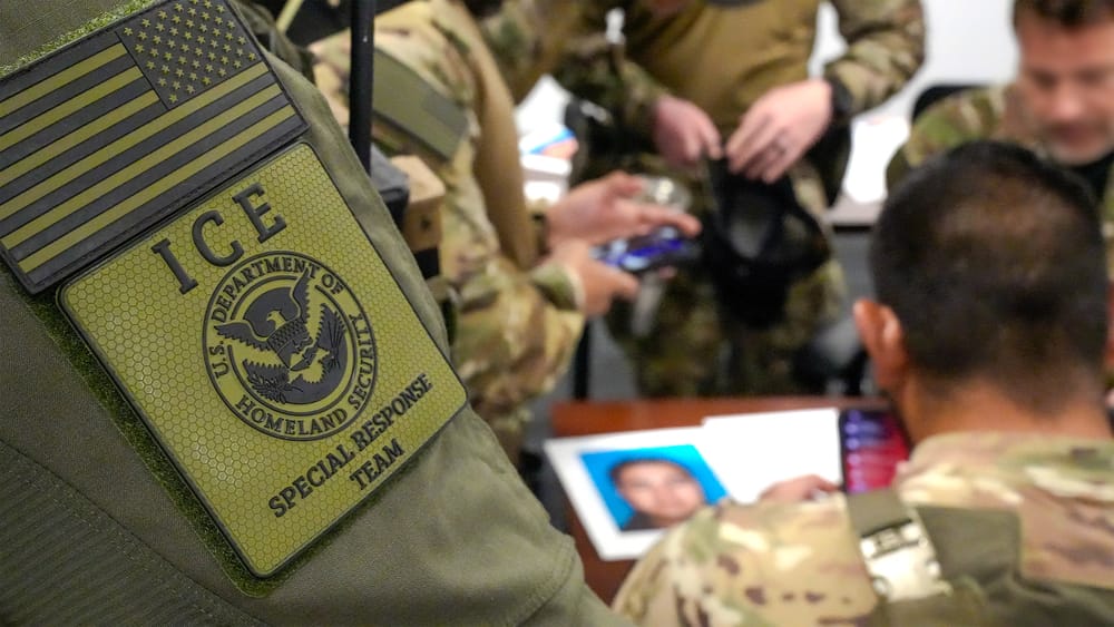 La polizia anti-immigrazione ha raccolto il DNA di quasi un milione di persone, bambini compresi