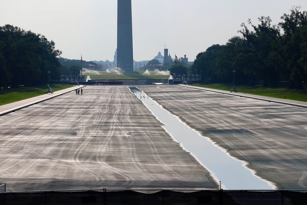 Perché i problemi della vasca del Lincoln Memorial sono una metafora della presidenza Trump