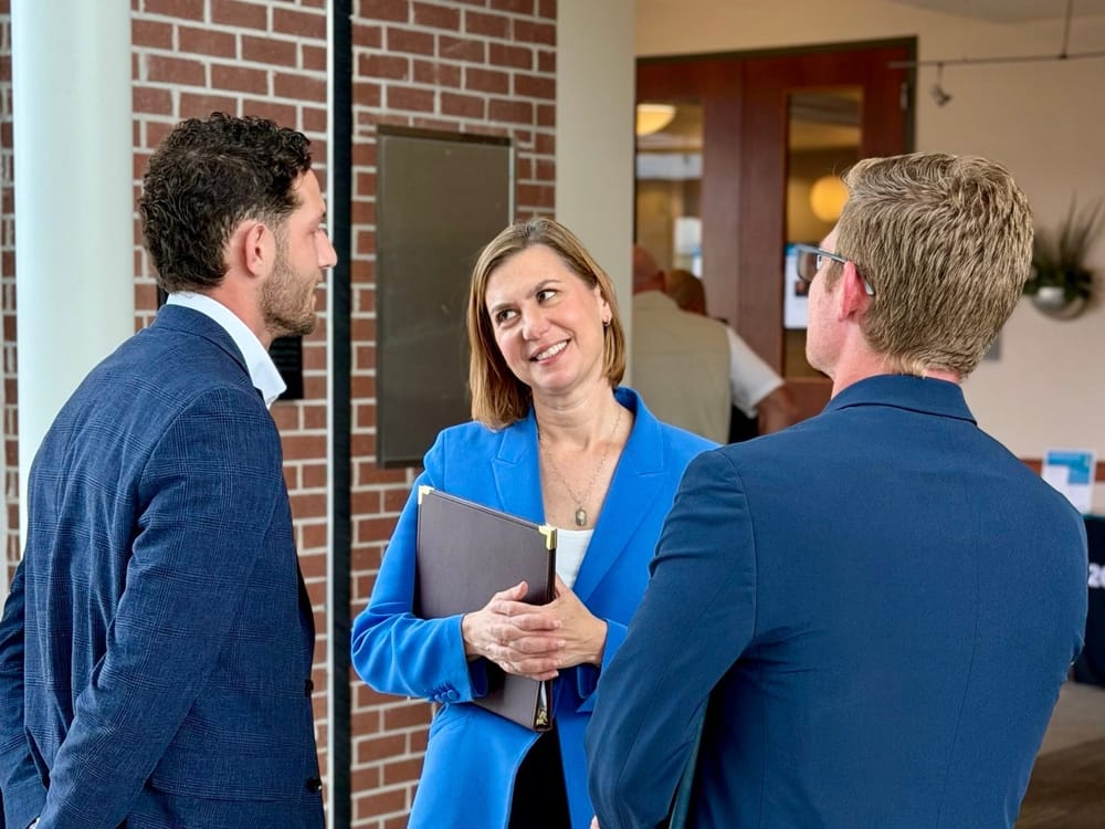 Il piano di Elissa Slotkin per salvare i Democratici comincia dal Midwest
