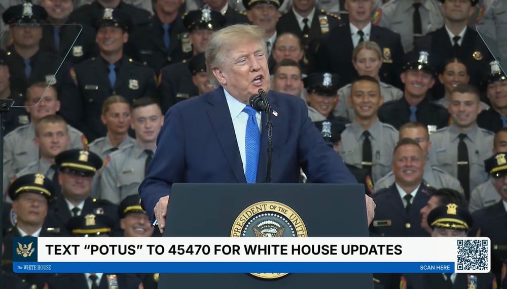 Trump afferma che intende dichiarare lo Stretto di Hormuz territorio degli Stati Uniti