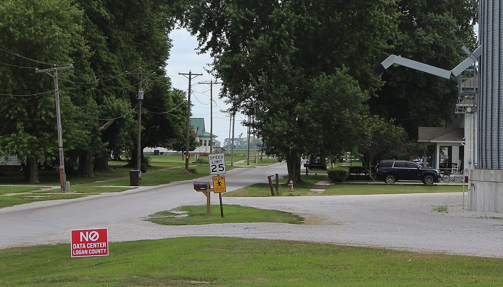 Gli americani usano sempre di più l'intelligenza artificiale ma non vogliono i data center