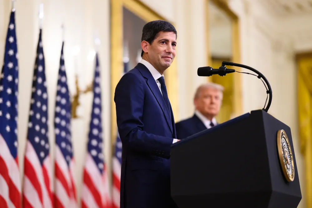Trump minaccia di fermare il commercio con gli altri Paesi se la Fed non taglierà i tassi