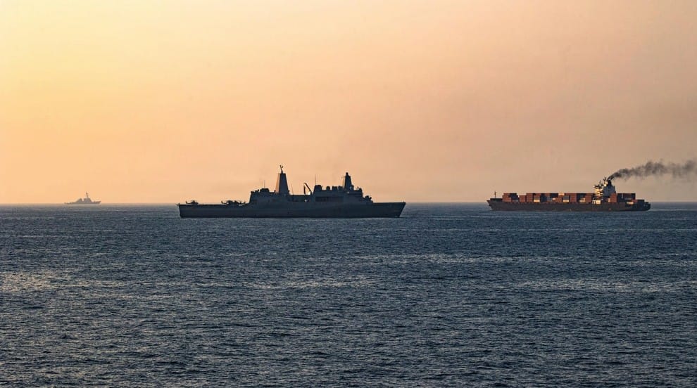 Il blocco di Hormuz prosciuga le entrate petrolifere dell'Iran