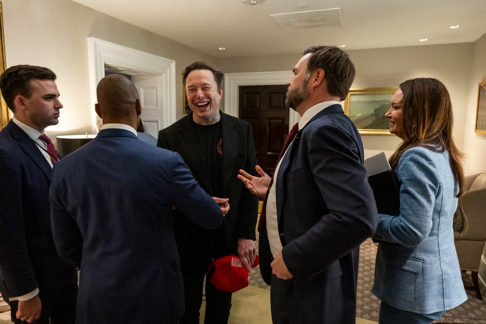 Perché Elon Musk è tornato a finanziare i repubblicani alle midterm