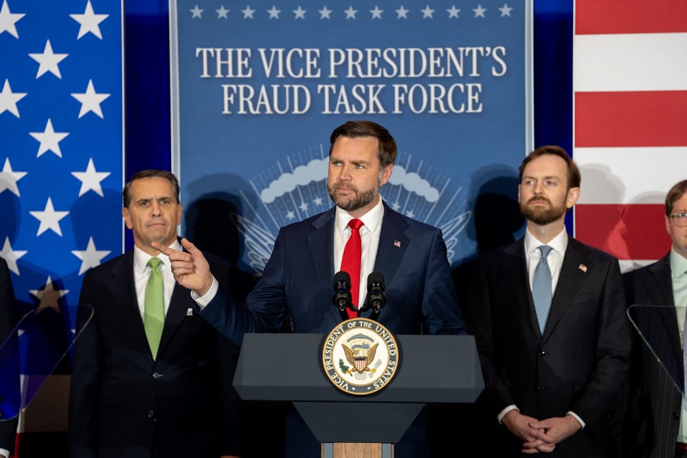 Trump non sostiene ancora Vance per il 2028 e rimanda tutto a dopo le midterm