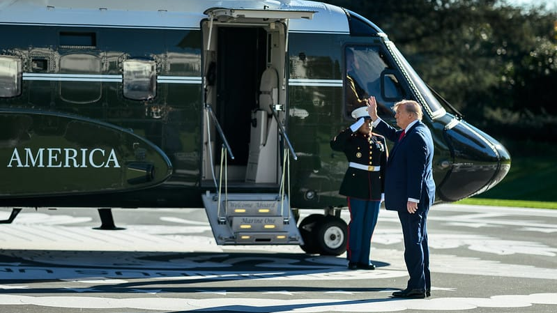 L'ex modella Beatrice Keul accusa Trump di stupro e denuncia minacce: “Ho paura”