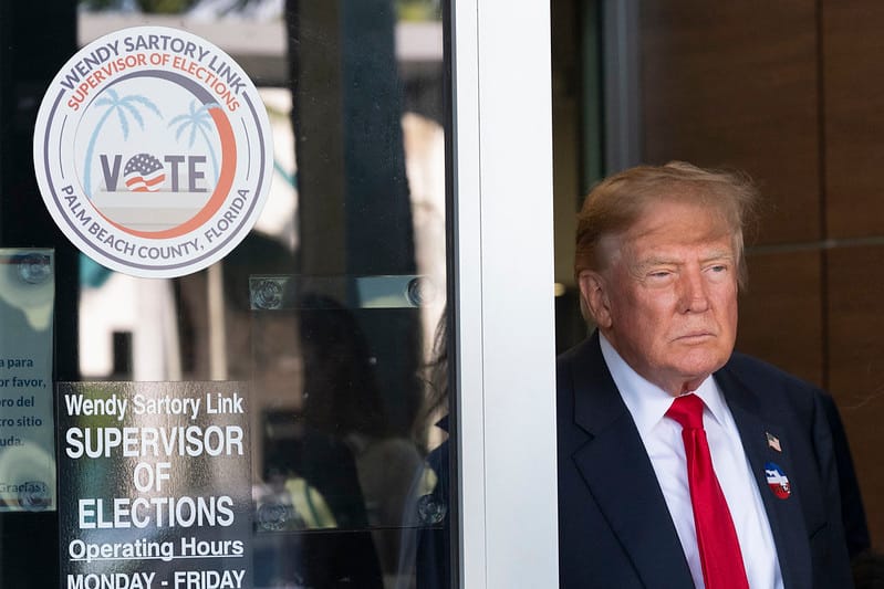 Trump agita lo spettro dell'impeachment per invogliare i suoi elettori a votare