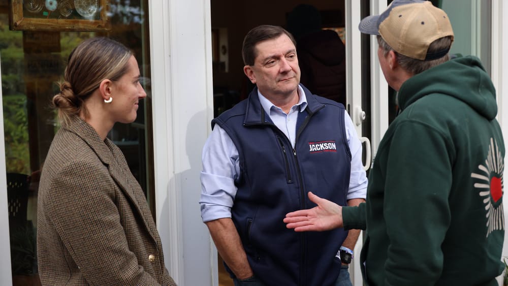 Le contraddizioni di Troy Jackson, il candidato Dem al Senato in Maine