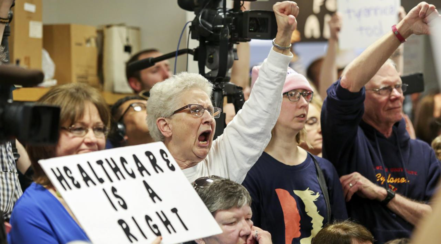 Democratici USA: casse vuote e fiducia in crisi dopo la vittoria di Trump