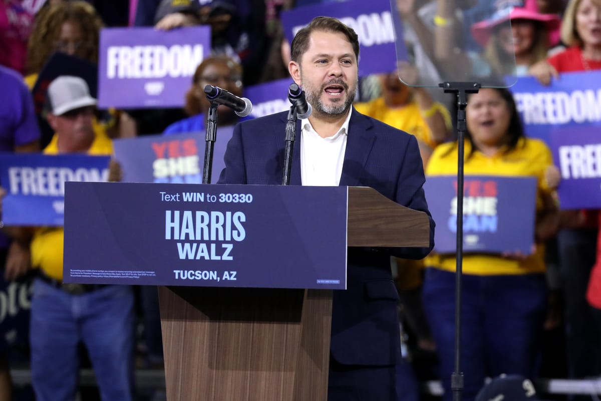 Gallego punta al centro: il senatore dell’Arizona si prepara al 2028