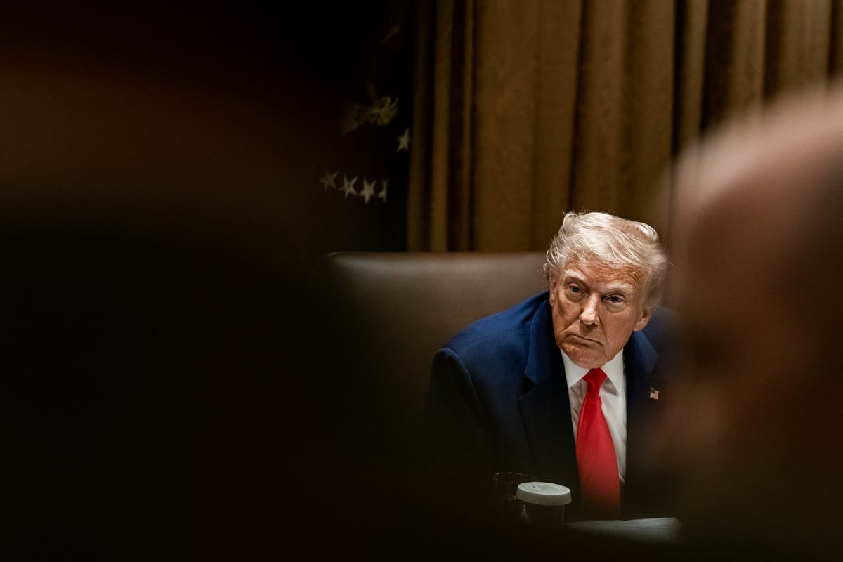 Trump pronto a imporre nuovi dazi con “prendi o lascia”