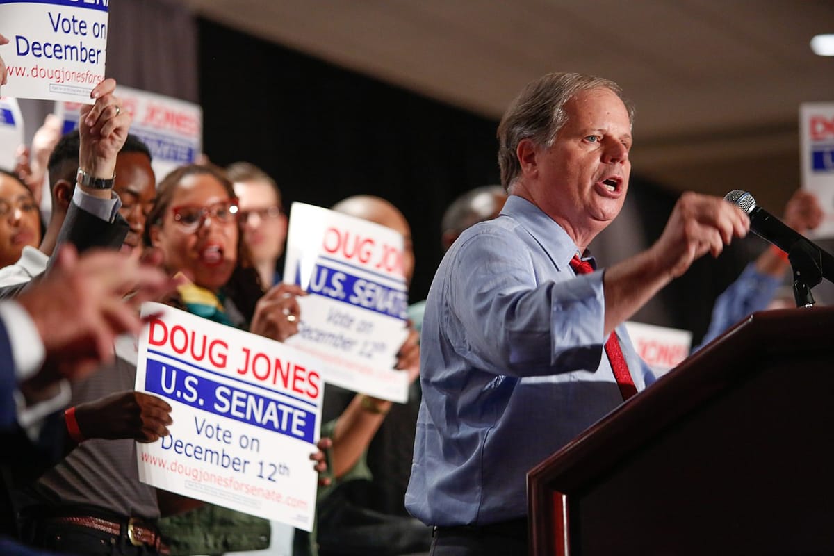 Doug Jones si candida governatore dell'Alabama
