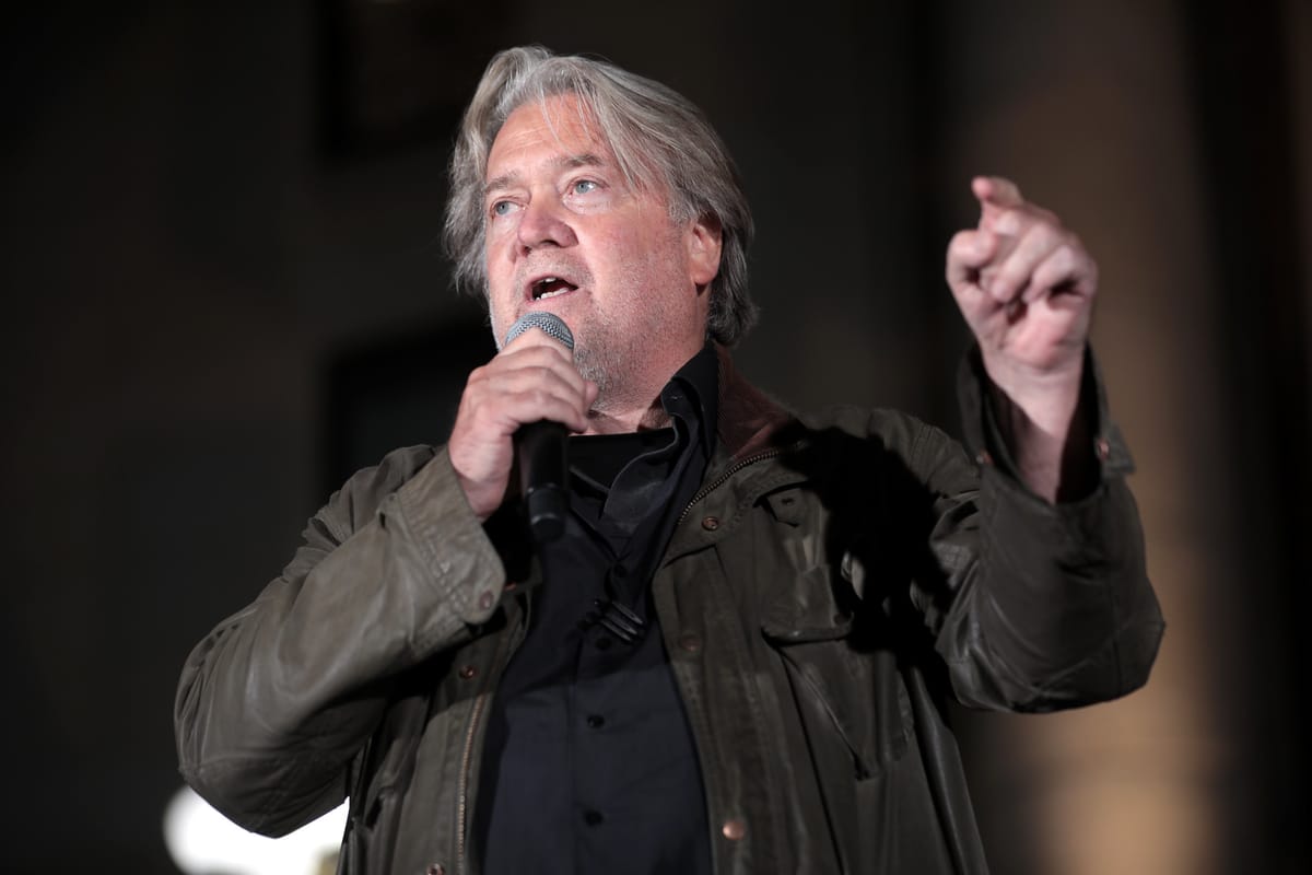 Steve Bannon avverte i repubblicani: Mamdani è un pericolo