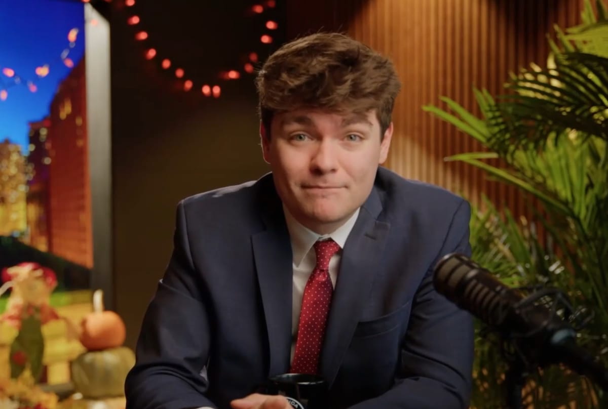 Come Nick Fuentes sta scatenando una guerra civile nella destra americana