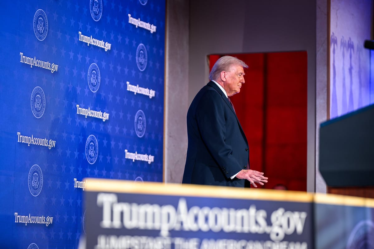 Trump fa causa al Tesoro per 10 miliardi di dollari per la pubblicazione delle sue dichiarazioni dei redditi