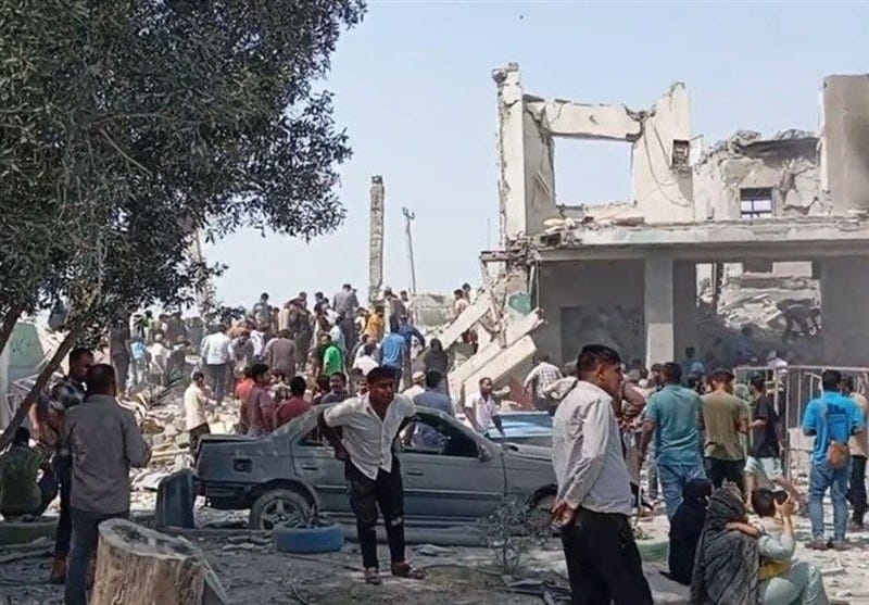 Un missile ha colpito una scuola femminile in Iran: almeno 108 vittime, quasi tutte bambine