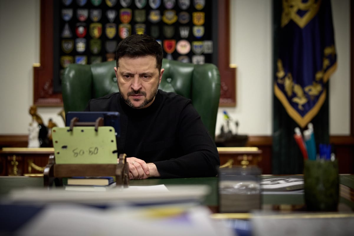 Zelensky: "Gli Usa ci chiedono di cedere il Donbas in cambio delle garanzie di sicurezza"