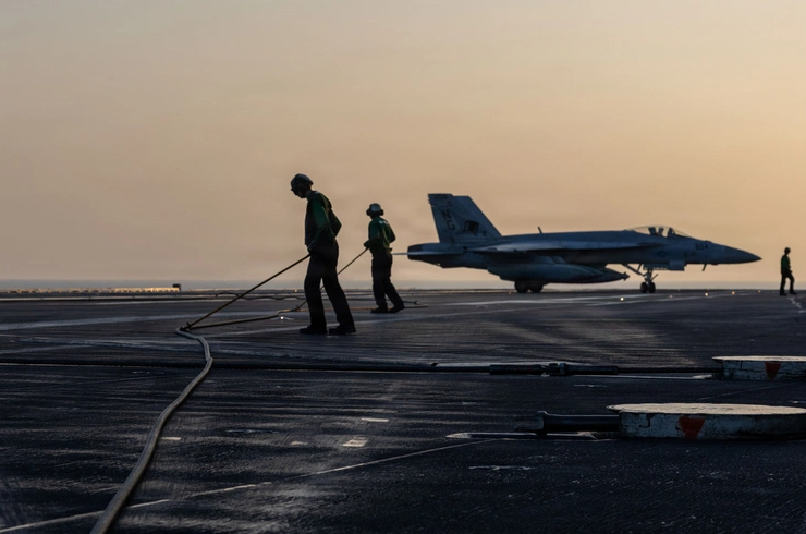 Escalation in Medio Oriente: dopo l'attacco Usa-Israele all'Iran, il conflitto si allarga a tutta la regione