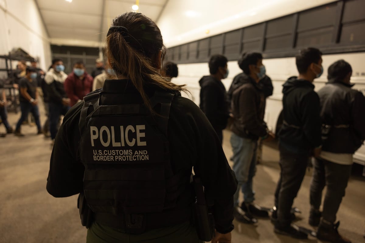 Come Trump espelle migranti in paesi terzi