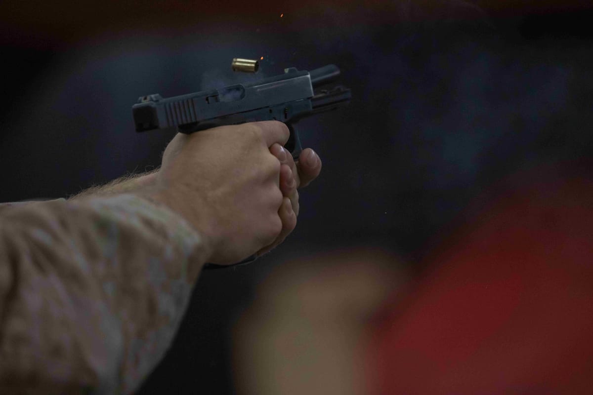 L'amministrazione Trump cancella decine di regole sulle armi