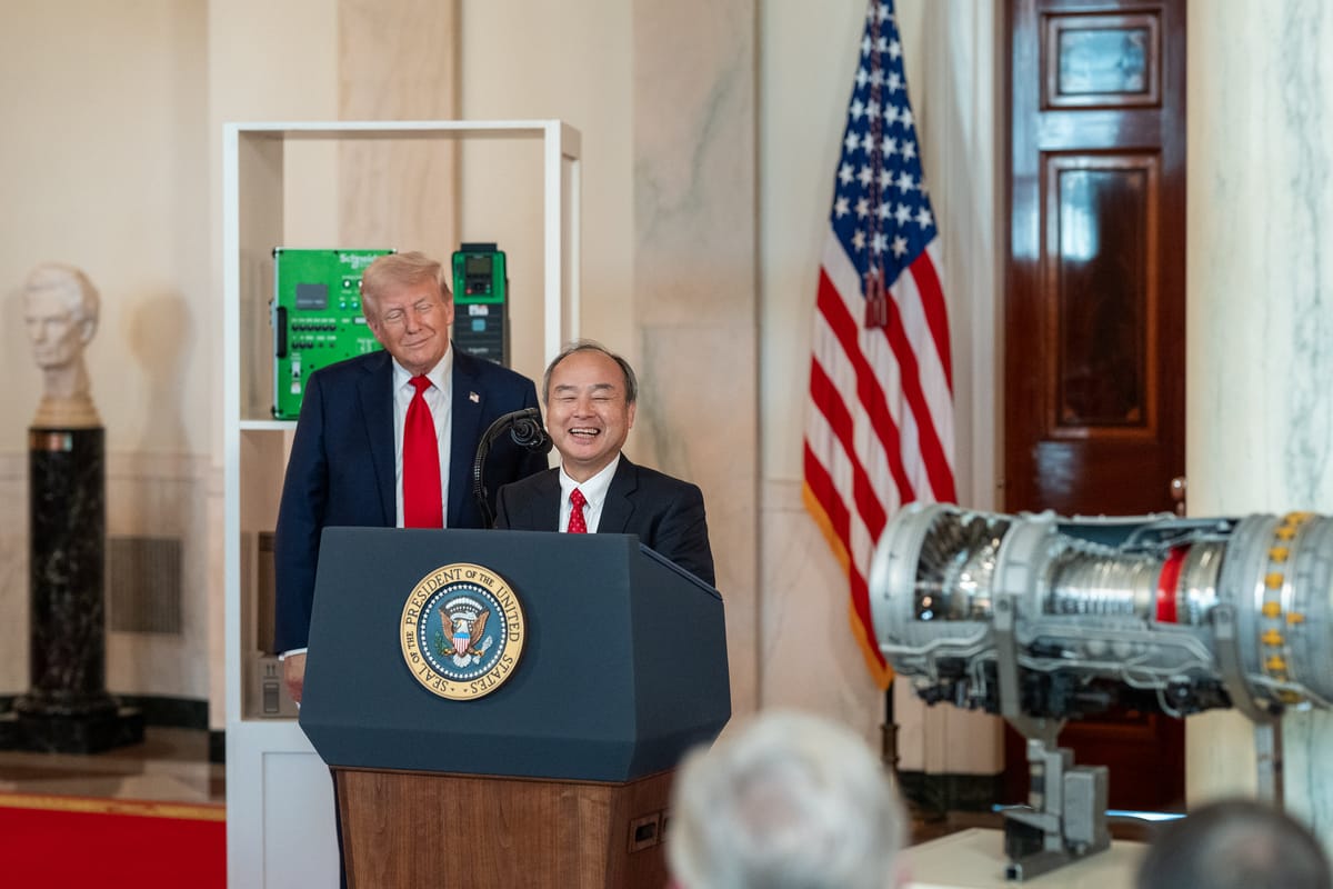 SoftBank dona 50 milioni di dollari alla biblioteca presidenziale di Trump