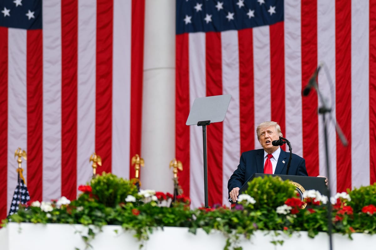 Trump ostenta indifferenza verso le elezioni di metà mandato