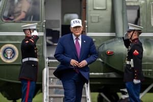 Trump valuta l’estensione del travel ban a 36 Paesi