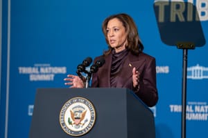 Trump toglie la scorta a Kamala Harris
