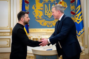 Zelensky apre alle trattative sul piano di pace di Trump per l'Ucraina