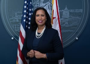 Washington, indagine per corruzione sulla sindaca Muriel Bowser per un viaggio pagato dal Qatar