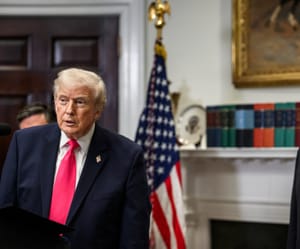 Trump definisce il costo della vita una "truffa", ma i repubblicani sono sempre più spaventati per il 2026